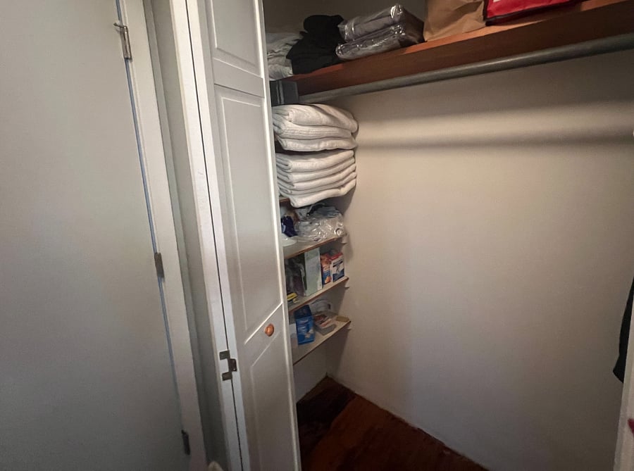 Ensuite second closet, Linen closet