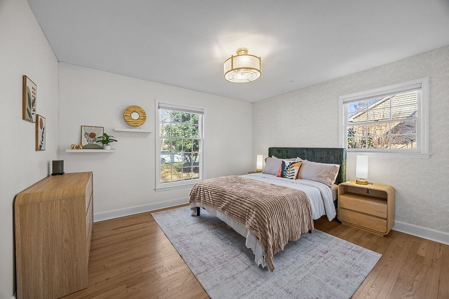 Bedroom 2 - Queen with all new linens.