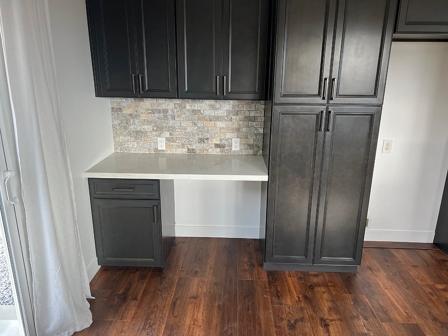 Kitchen text center