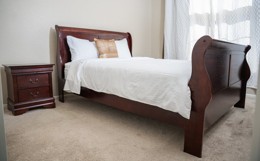 bedroom 3 with 1 Queen bed