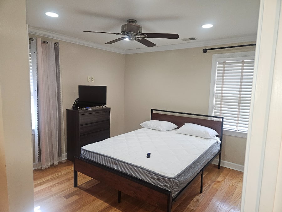 Furnished Finder property 925476_1 photo 12