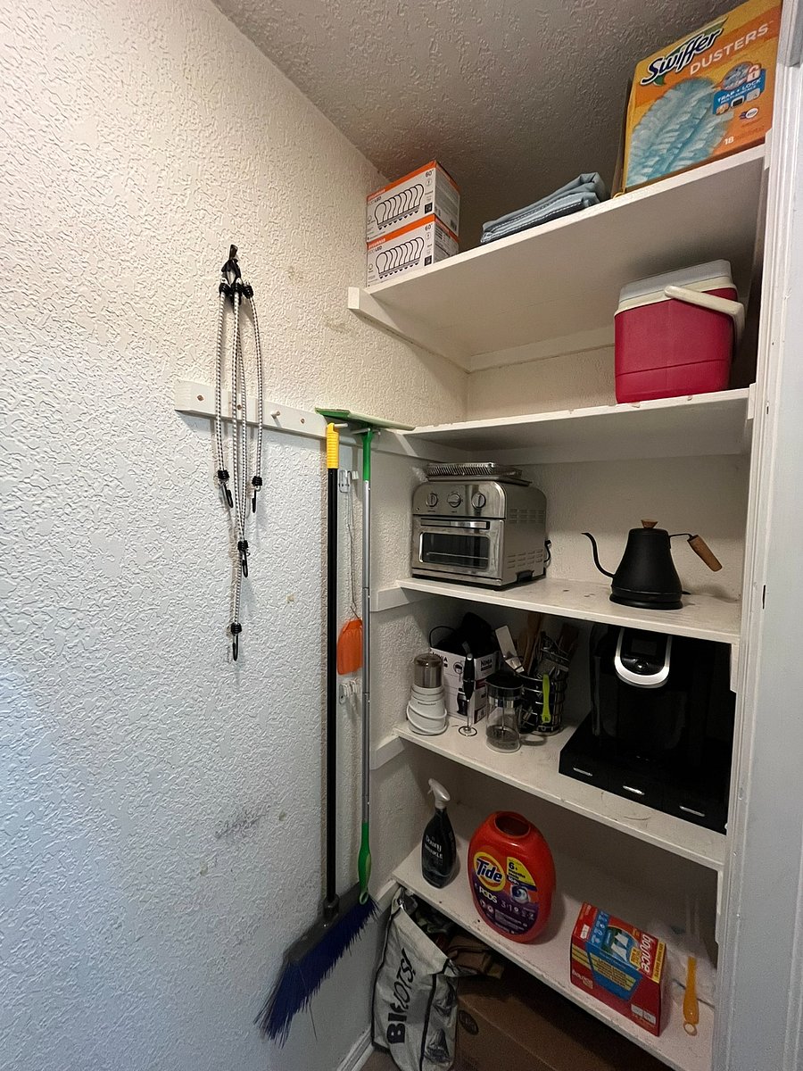 Pantry and kitchen appliances