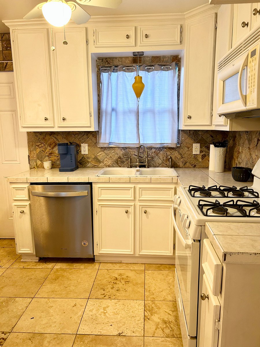 Furnished Finder property 925791_1 photo 3