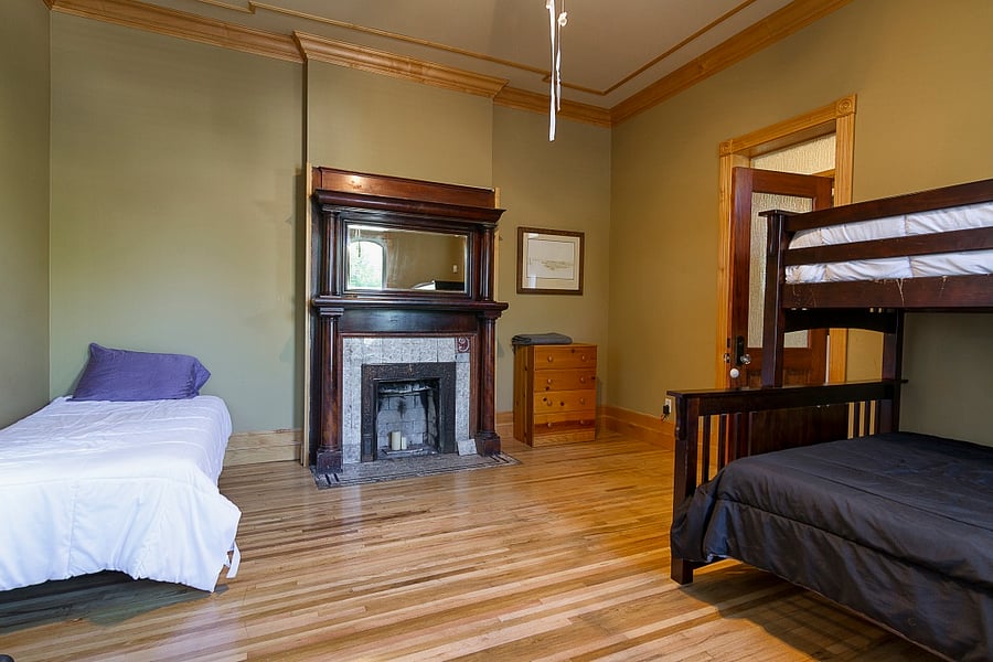 Downstairs Bunk Room Pic-2