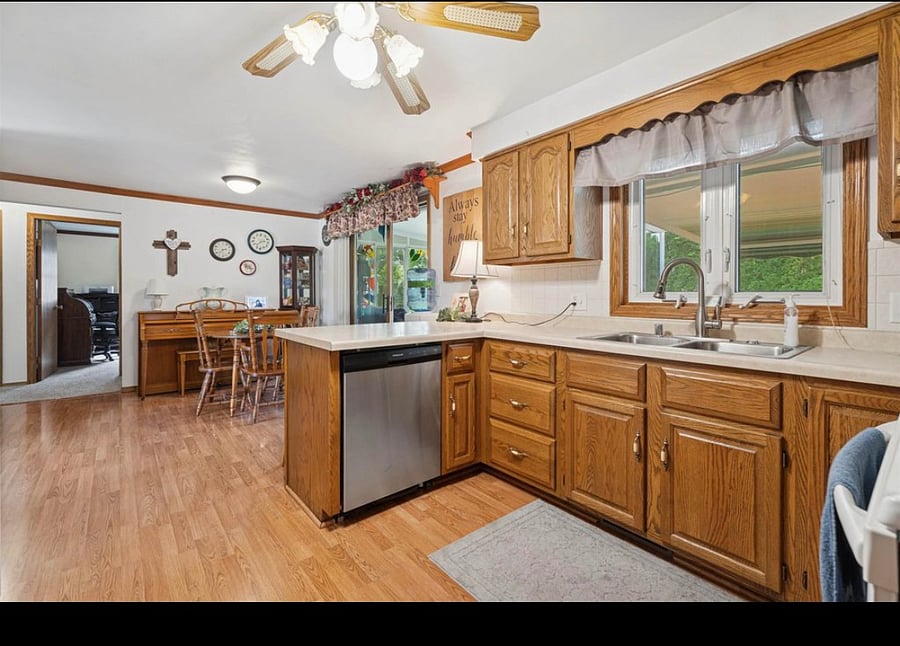 Furnished Finder property 925816_1 photo 9