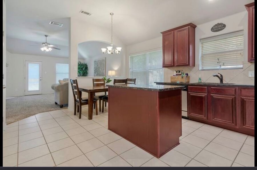 Furnished Finder property 925859_1 photo 3