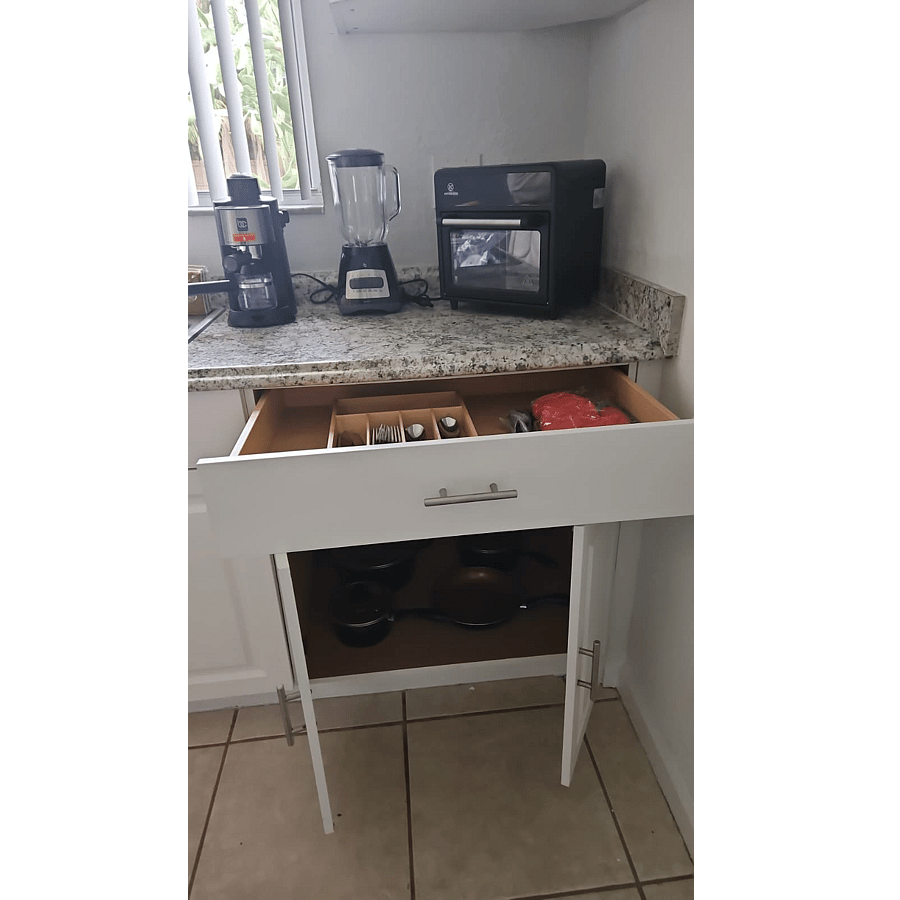 Furnished Finder property 926008_1 photo 9