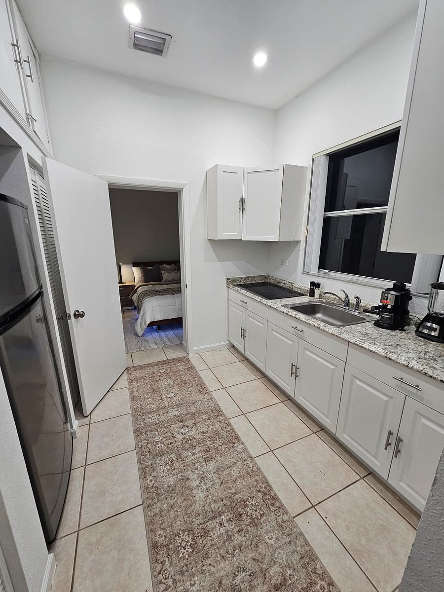 Furnished Finder property 926008_1 photo 15