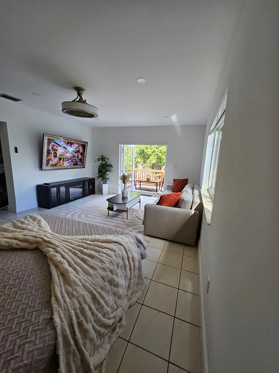 Furnished Finder property 926008_3 photo 15