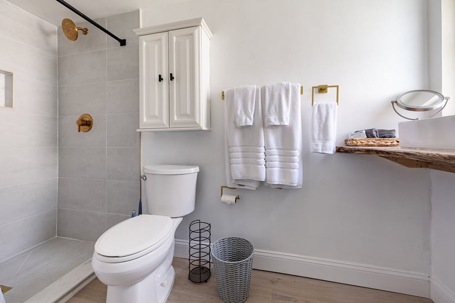 Owners suite en-suite bathroom was fully renovated in February 2025.