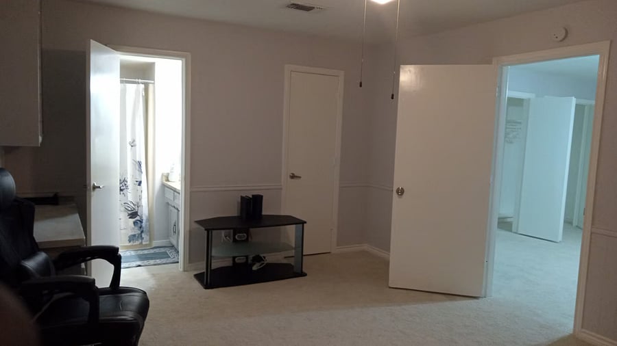 Furnished Finder property 926084_2 photo 34