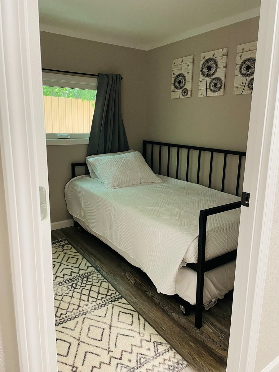 Trundle bed for extra sleeping arrangements