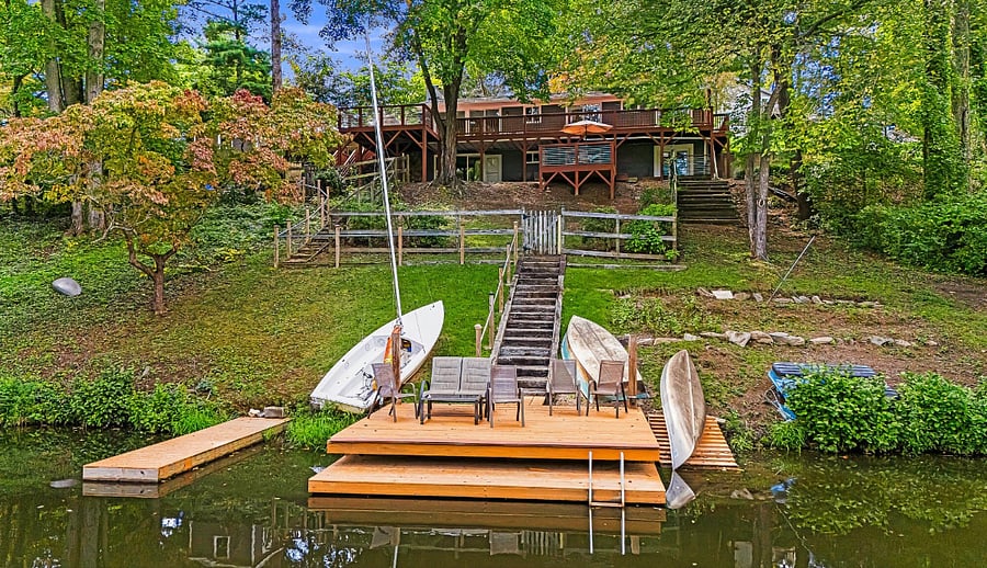 Enjoy Your Stay At Asheville Lake House (Sailboat Not for Guest Use)