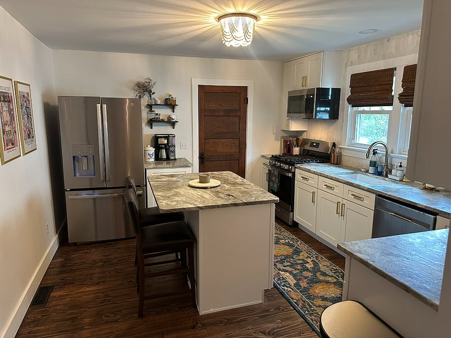 Kitchen - Fully remodeled with all new appliances and gas stove