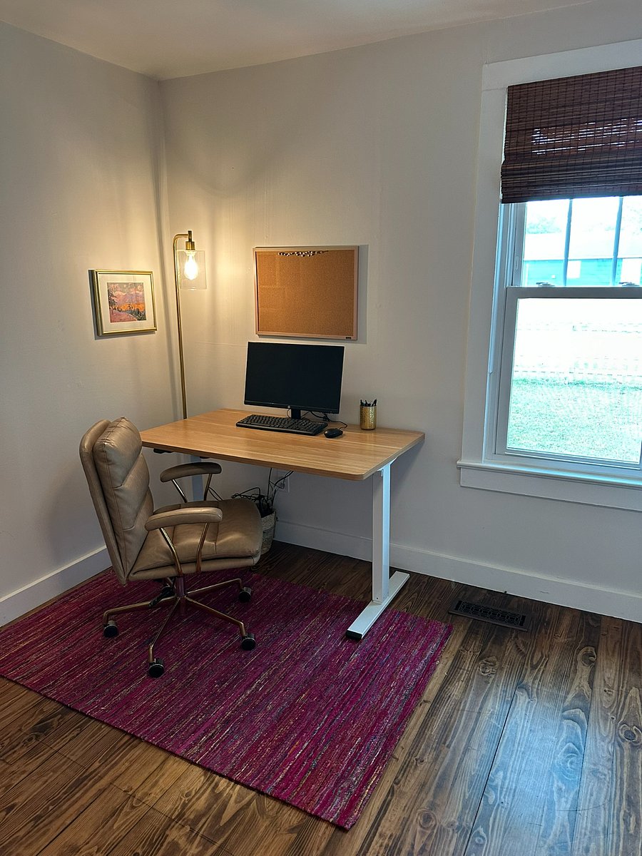Office / Guest Room (Bed can be added if needed)