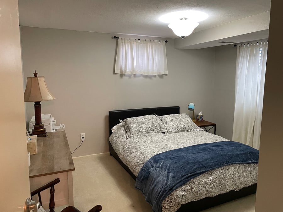 Basement bedroom/ desk area