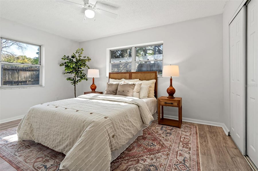 Primary Bed - Queen Bed with Private Bath