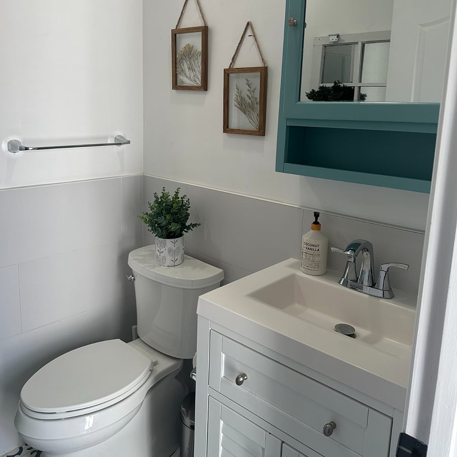 Hall Bath #2