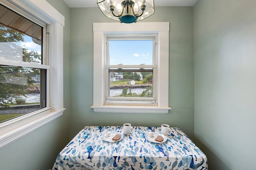 Breakfast Nook