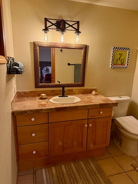 Master BR (private bath with shower)
