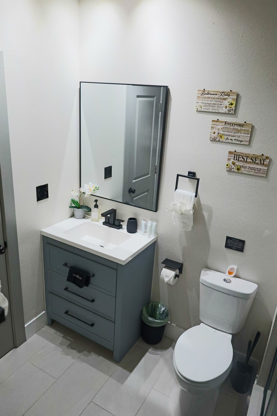 Bathroom Vanity 