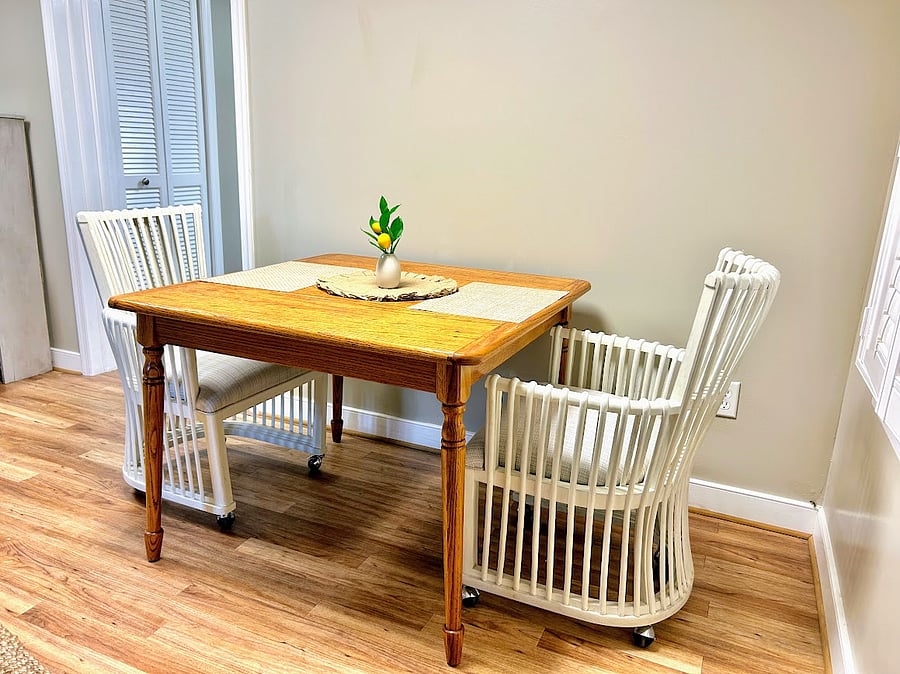 dining area for two