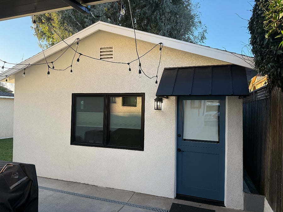 The beach cottage is in the back yard with separate front door and privacy