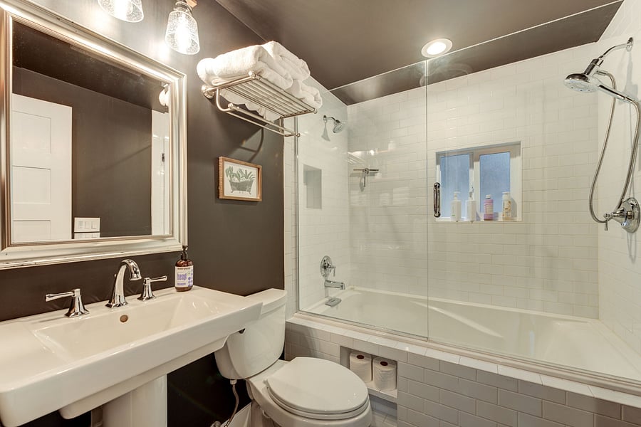 Full bath with soaking tub.
