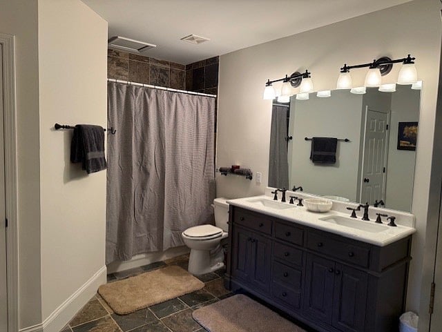 Downstairs bath with shower and tub
