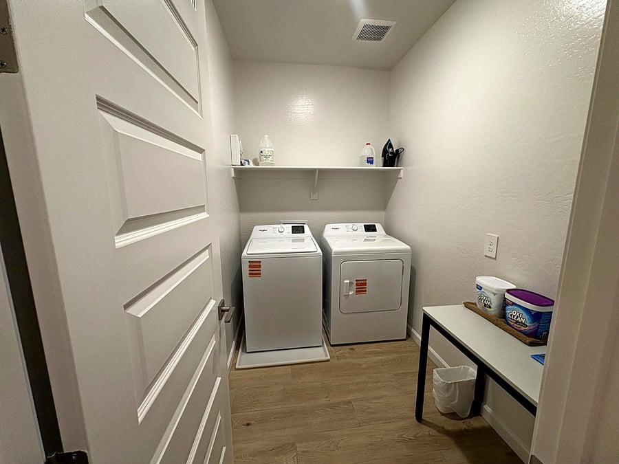 Furnished Finder property 926937_1 photo 25