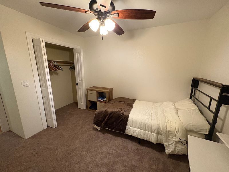 Guest bedroom 2 or workspace