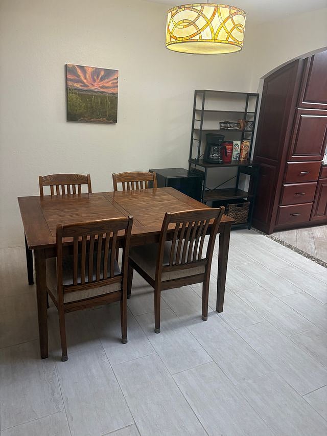 Kitchen table