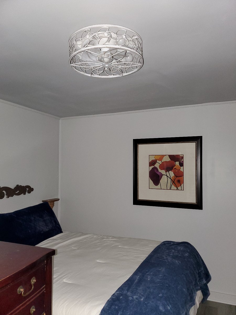 RM 2 Queen Bed