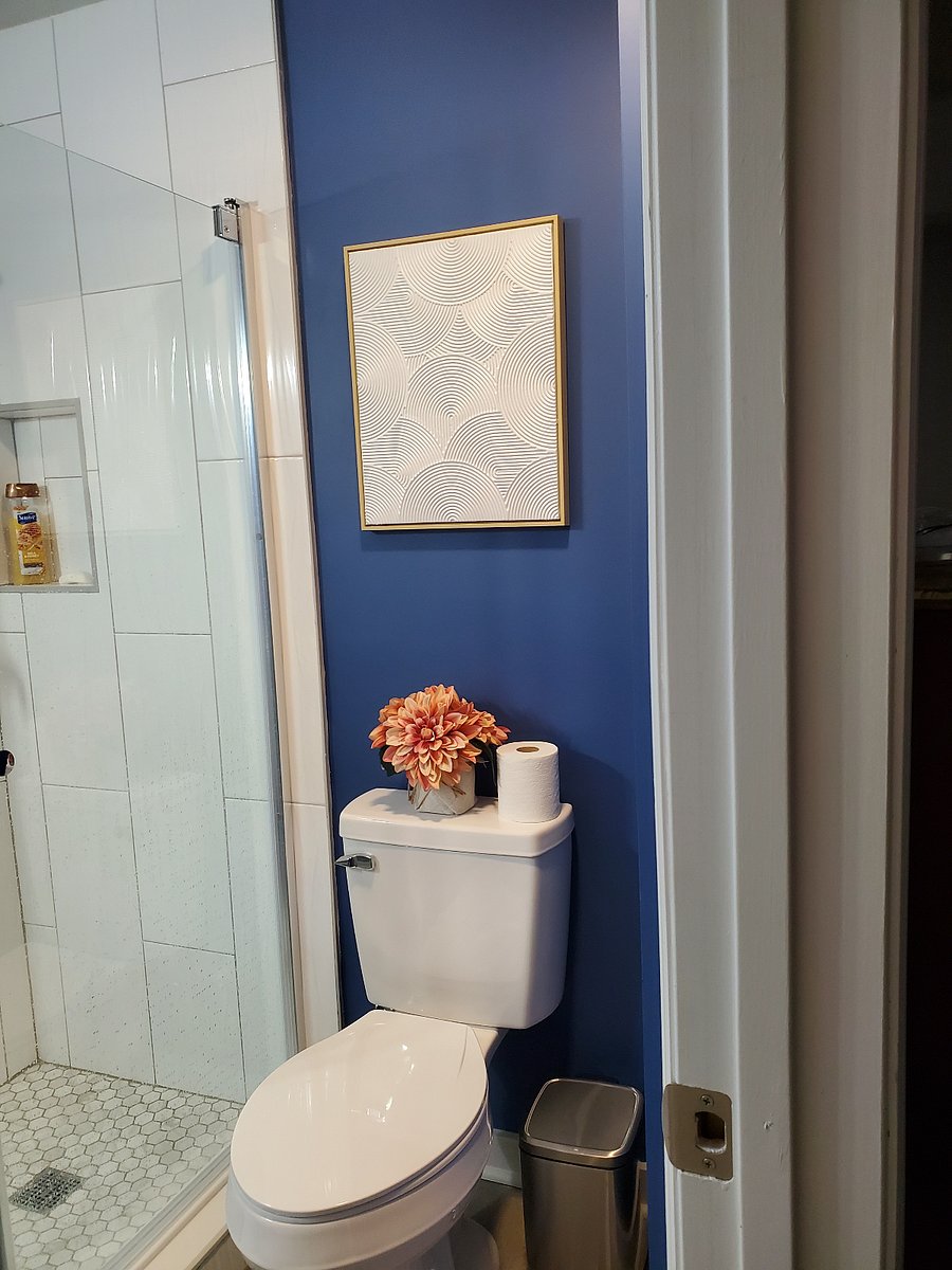 Private Bathroom
Optional add for additional monthly rate. Contact the host for details