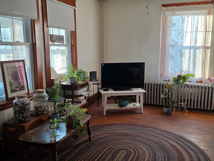 Spacious Living Room