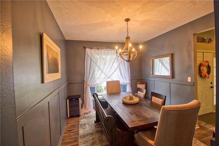 Dinning room.