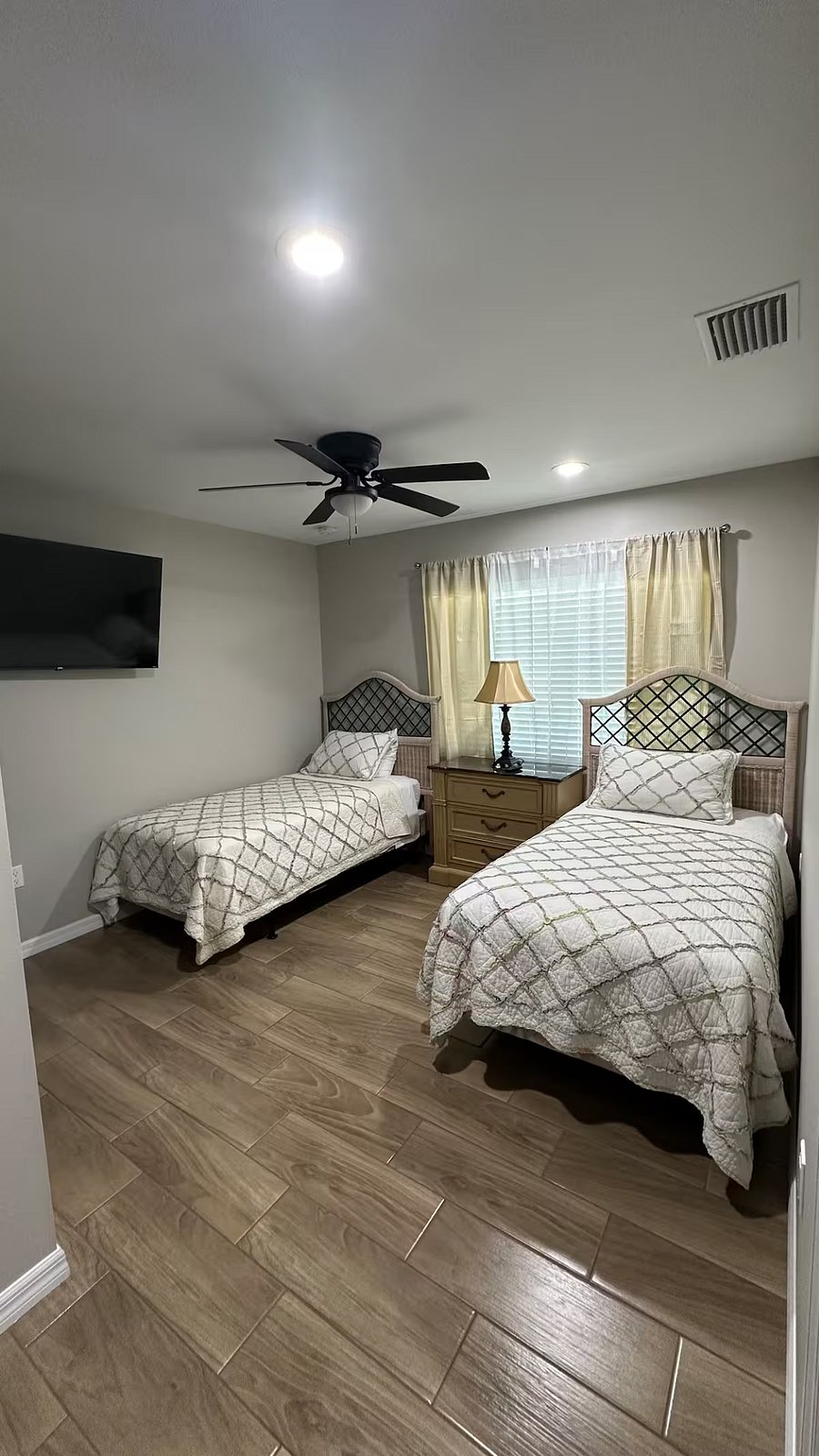 Furnished Finder property 927399_1 photo 9