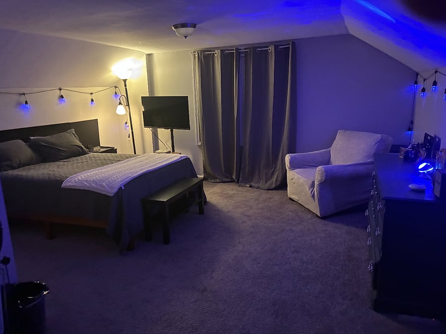 Main Bedroom - Floor 2