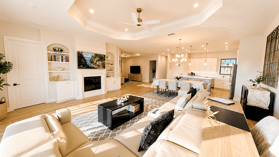 Open Concept - High Ceilings