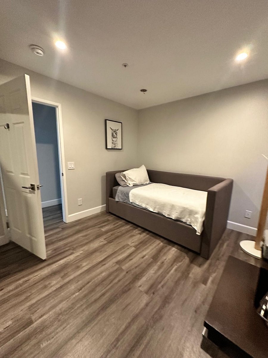 1st Floor bedroom