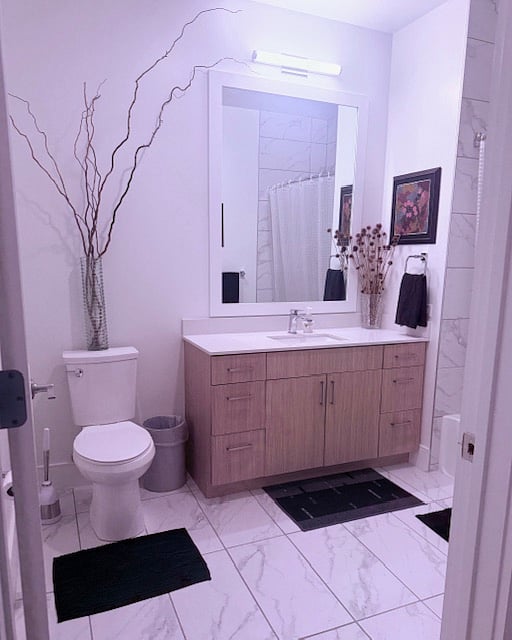 View of 2nd Private Bathroom