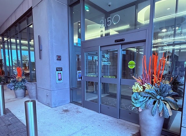 Security Keypad Entry into One Oak Brook Commons Apt Bldg