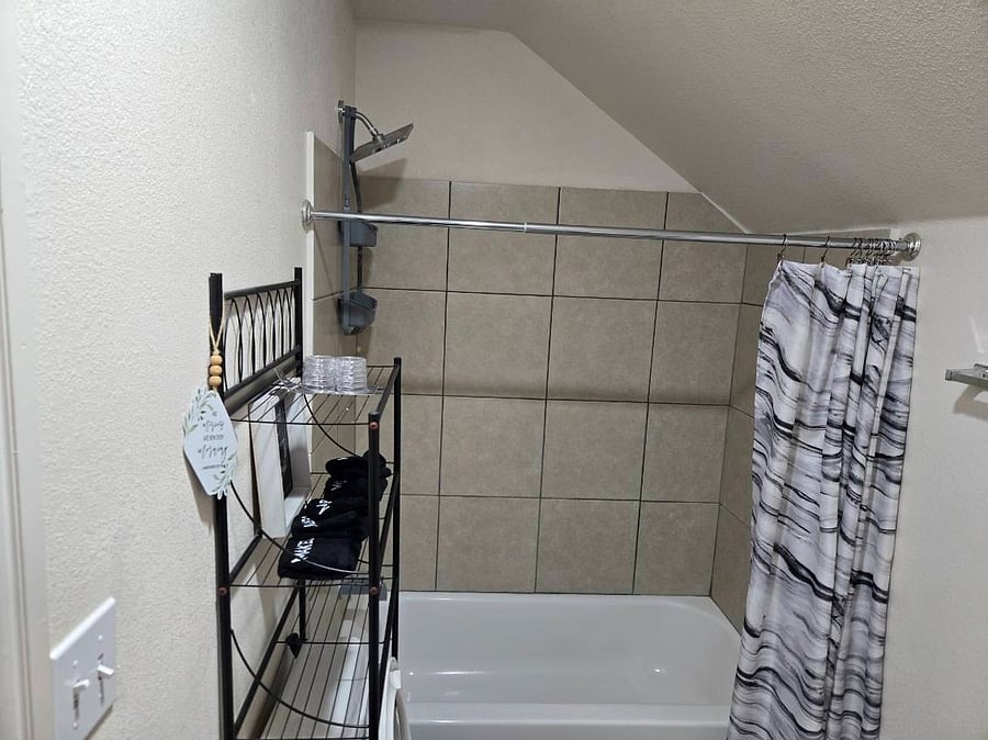 Furnished Finder property 928125_1 photo 9