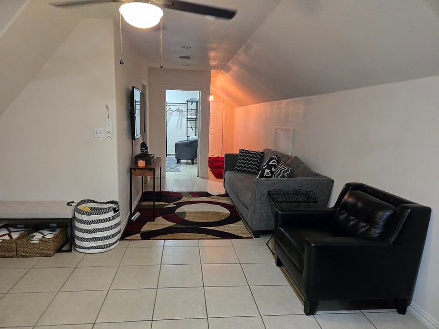 Furnished Finder property 928125_1 photo 7