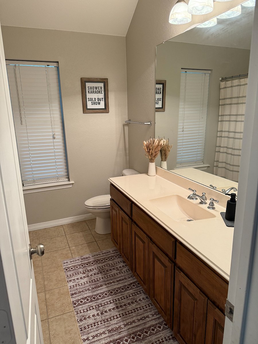Furnished Finder property 928137_1 photo 28