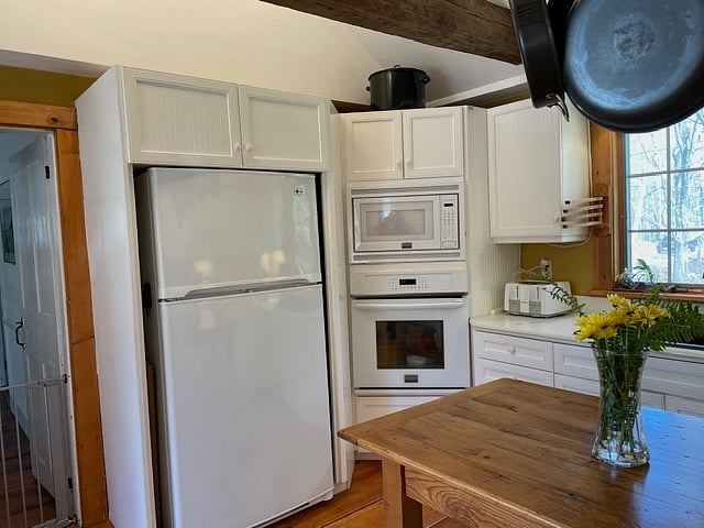 Fridge, oven, Microwave