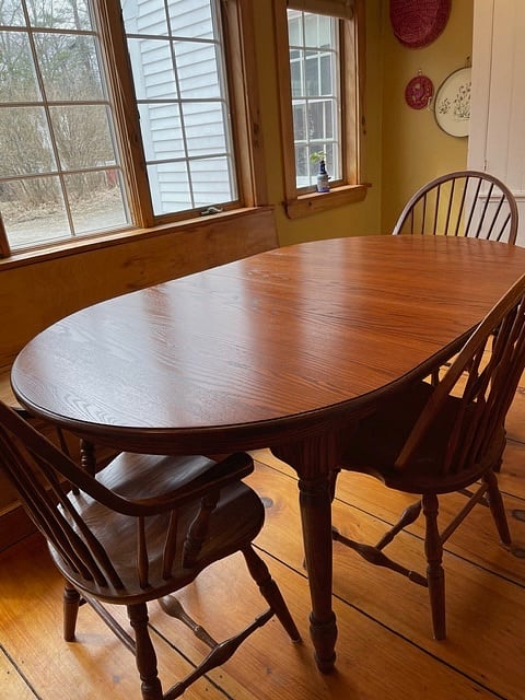 Eat-in Kitchen