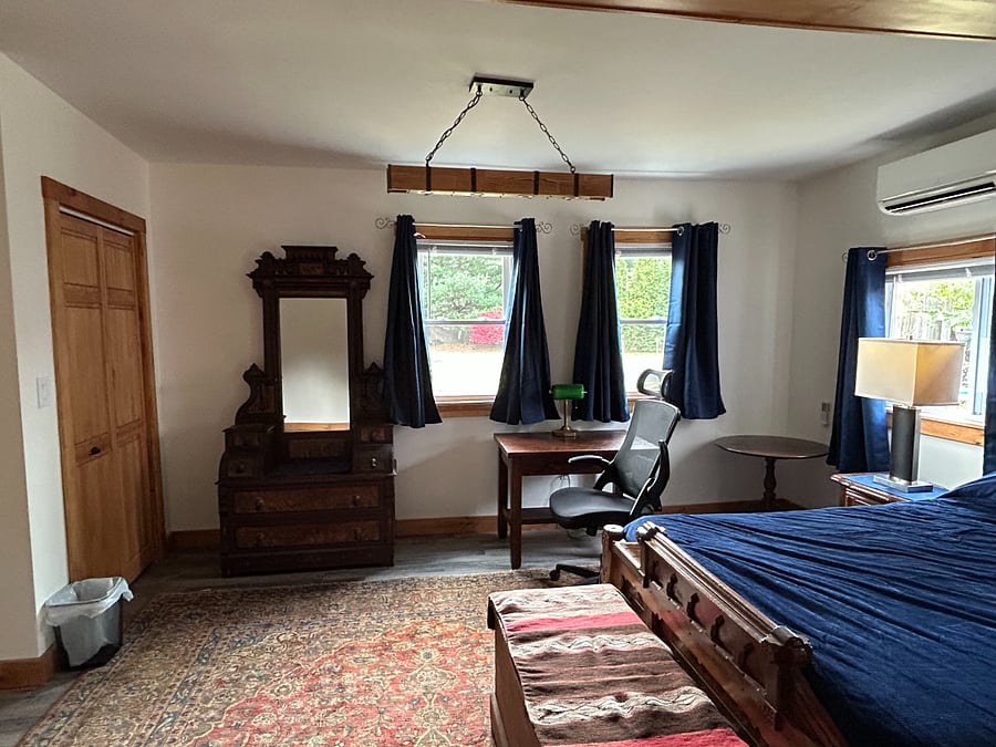 1st Floor bedroom
