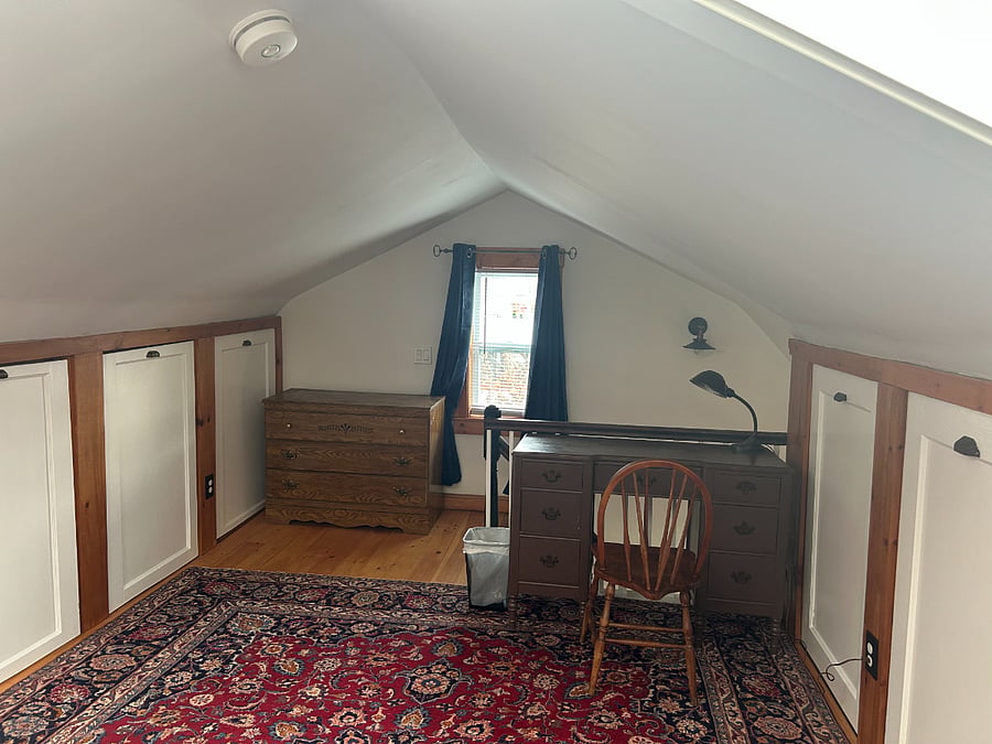 2nd floor bedroom