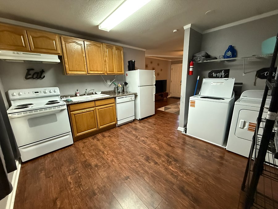 Furnished Finder property 928375_1 photo 6